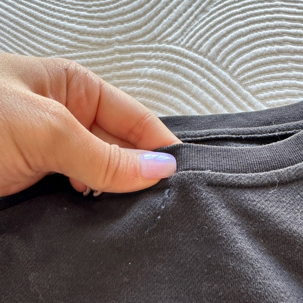 Lululemon Pull Over - image 4